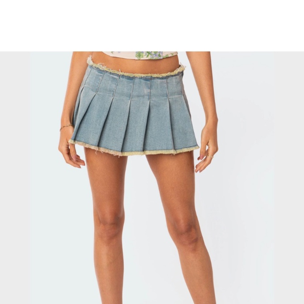 Edikted short skirt